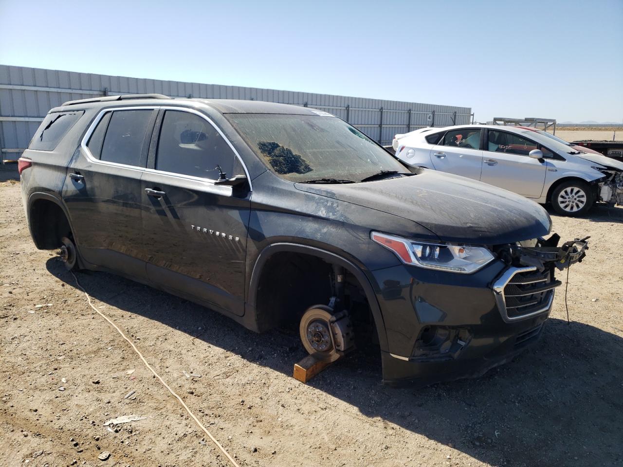 Lot #2902398111 2020 CHEVROLET TRAVERSE L