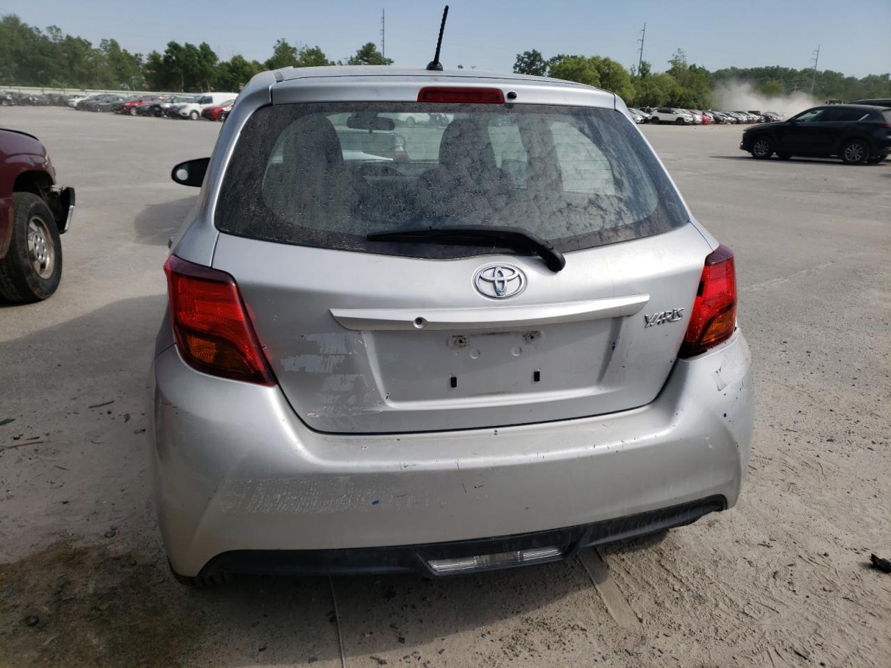 VNKKTUD3XHA083588 2017 Toyota Yaris L