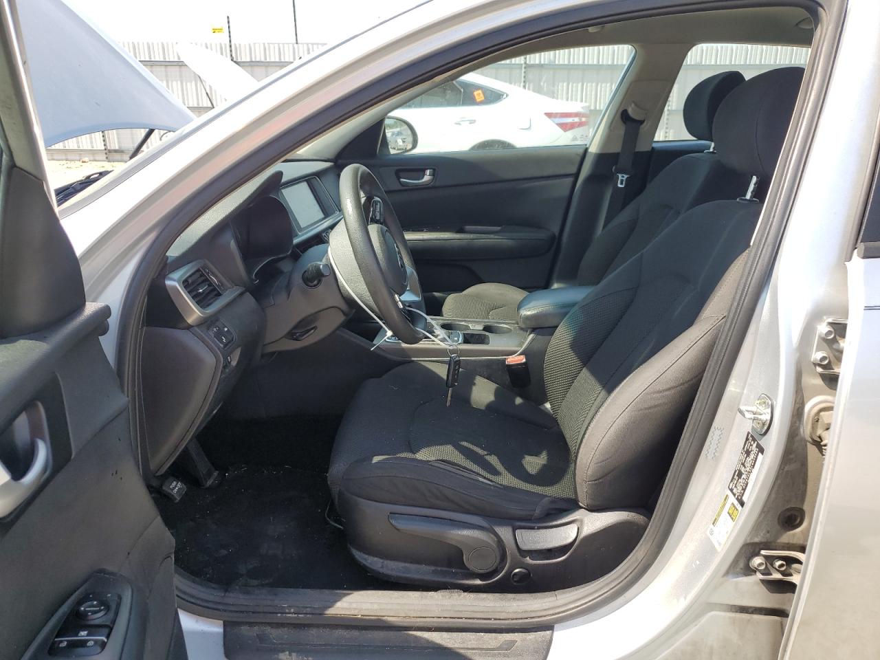 5XXGT4L35LG446683 2020 Kia Optima Lx