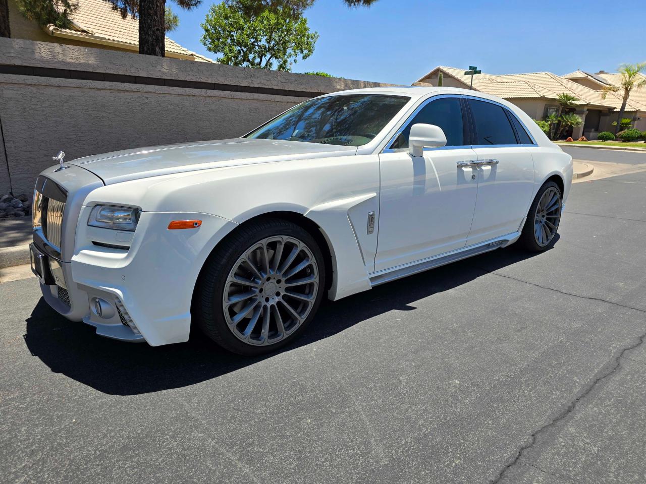 2013 Rolls-Royce Ghost vin: SCA664S50DUX51744