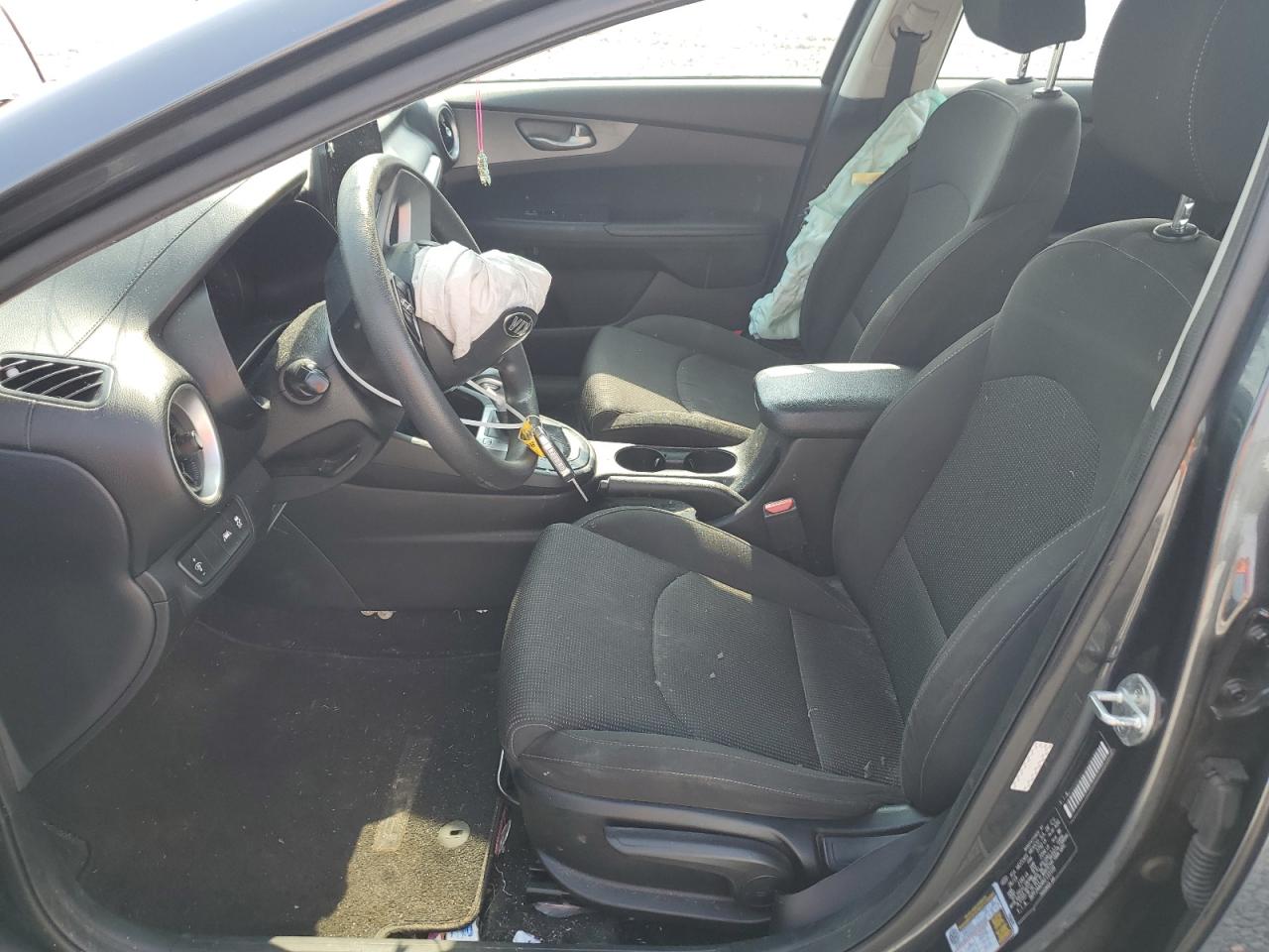 3KPF24AD4KE133108 2019 Kia Forte Fe