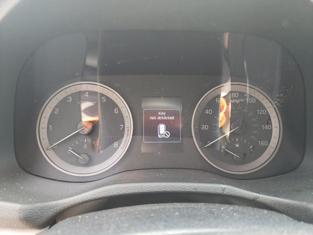 KM8J33AL9JU819679 2018 Hyundai Tucson Sport