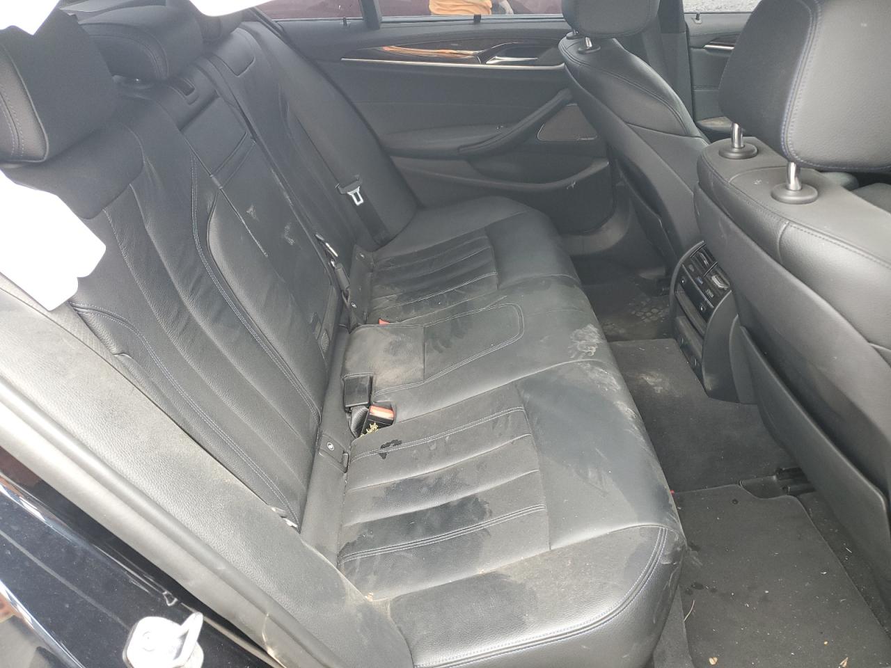 WBAJE7C32HG479008 2017 BMW 540 Xi