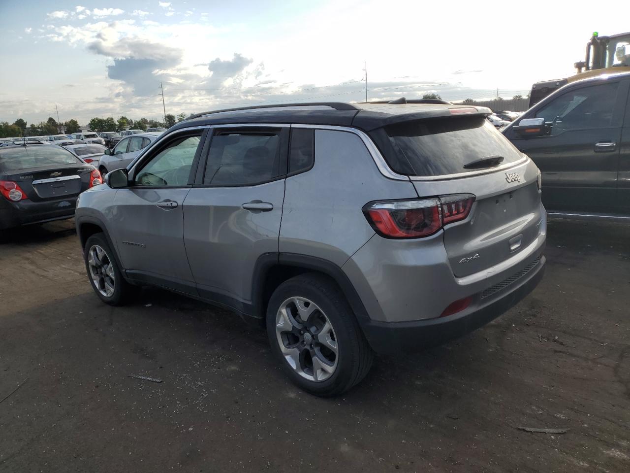 2018 Jeep Compass Limited vin: 3C4NJDCB5JT432966