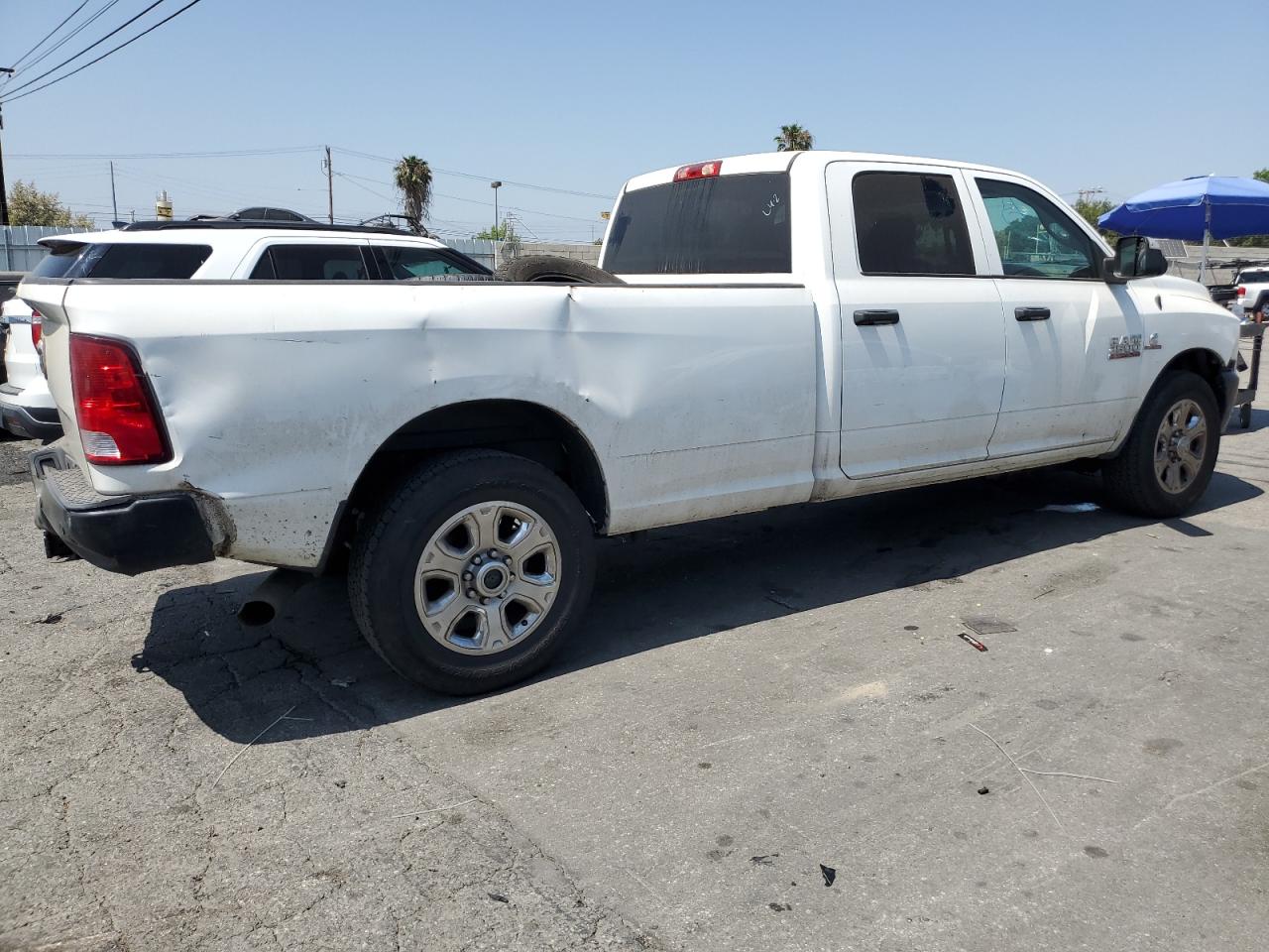 2018 Ram 2500 St vin: 3C6UR4HL2JG377107