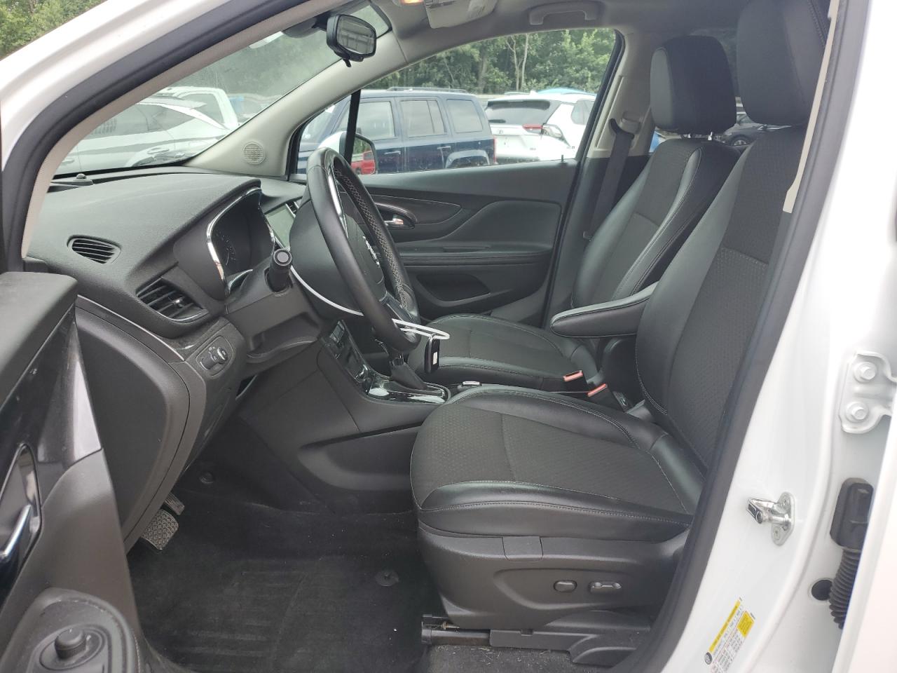 KL4CJESB5JB663652 2018 Buick Encore Preferred