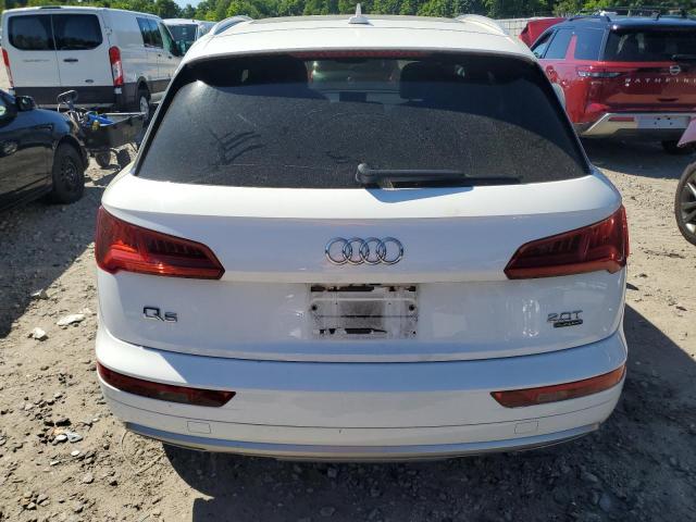 2018 Audi Q5 Premium VIN: WA1ANAFY2J2052142 Lot: 58848324