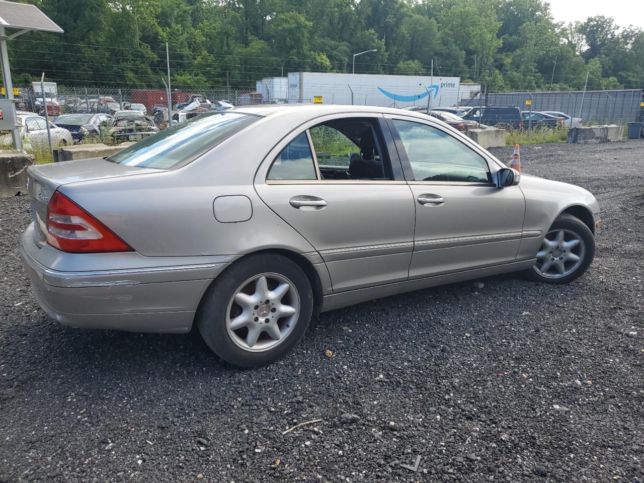 WDBRF81J93F372304 2003 Mercedes-Benz C 240 4Matic