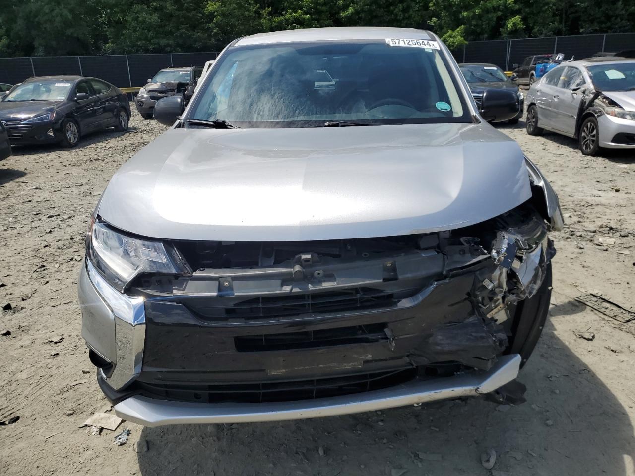 JA4AZ3A33JJ006384 2018 Mitsubishi Outlander Se