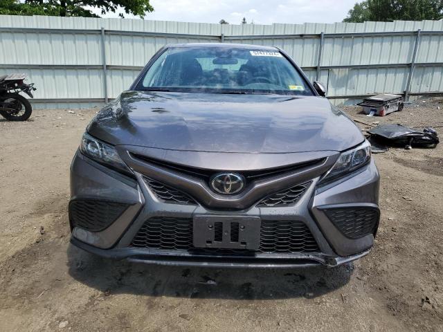 VIN 4T1G11BK2NU067341 2022 Toyota Camry, SE no.5