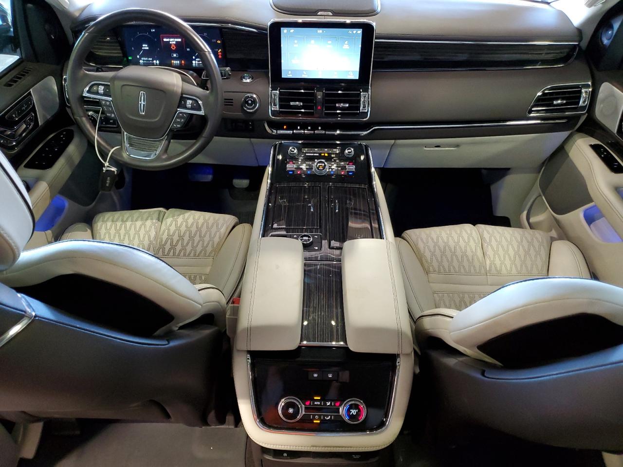 5LMJJ3TT8MEL07300 2021 Lincoln Navigator L Black Label