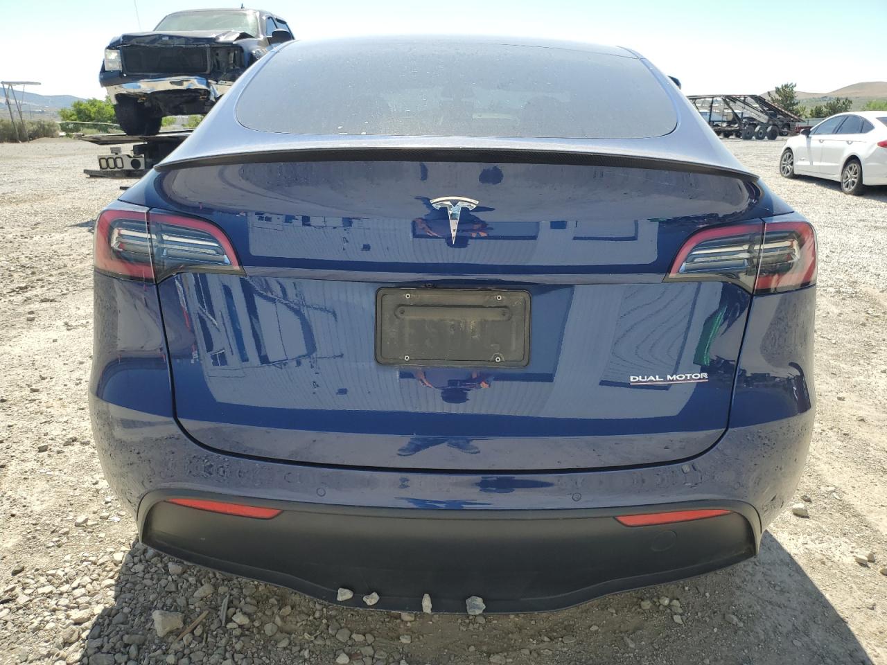 7SAYGDEF7NF493352 2022 Tesla Model Y