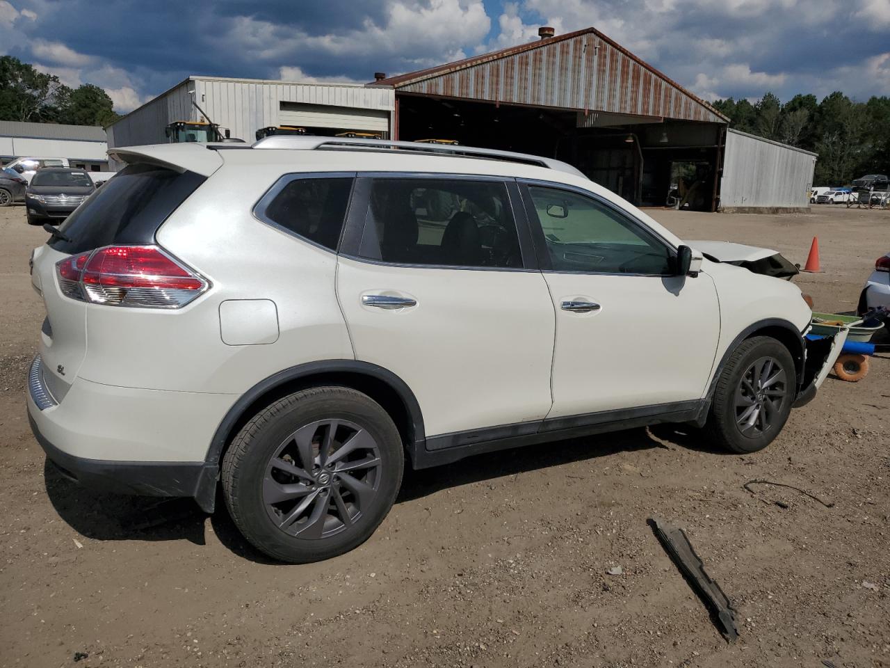 2016 Nissan Rogue S vin: 5N1AT2MT9GC833909