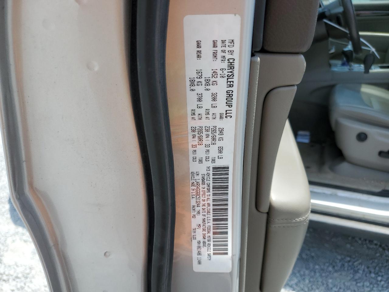 1J4RS4GG6BC513244 2011 Jeep Grand Cherokee Laredo