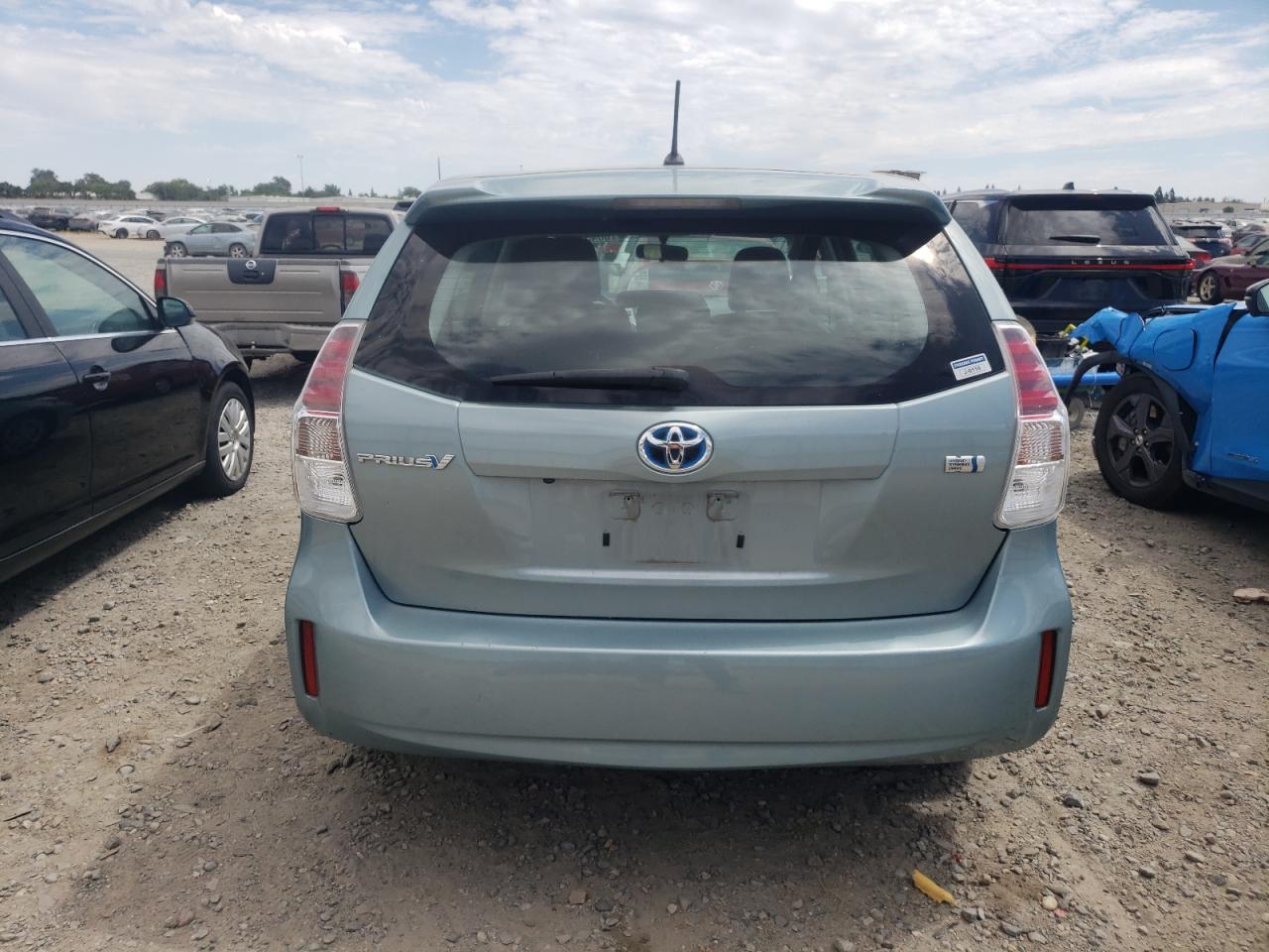 JTDZN3EU1GJ043238 2016 Toyota Prius V