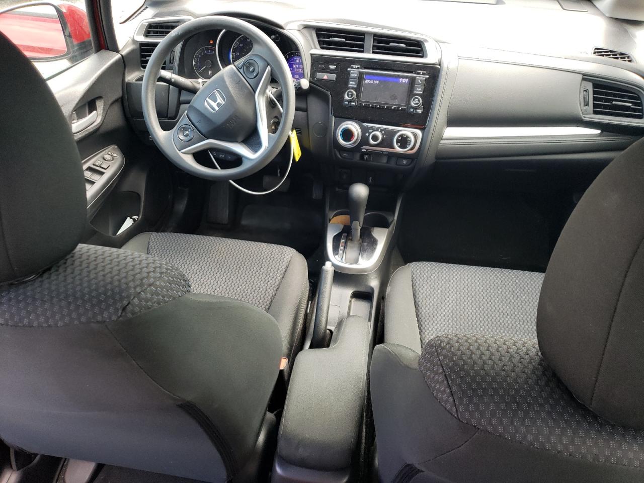 3HGGK5H48KM742323 2019 Honda Fit Lx