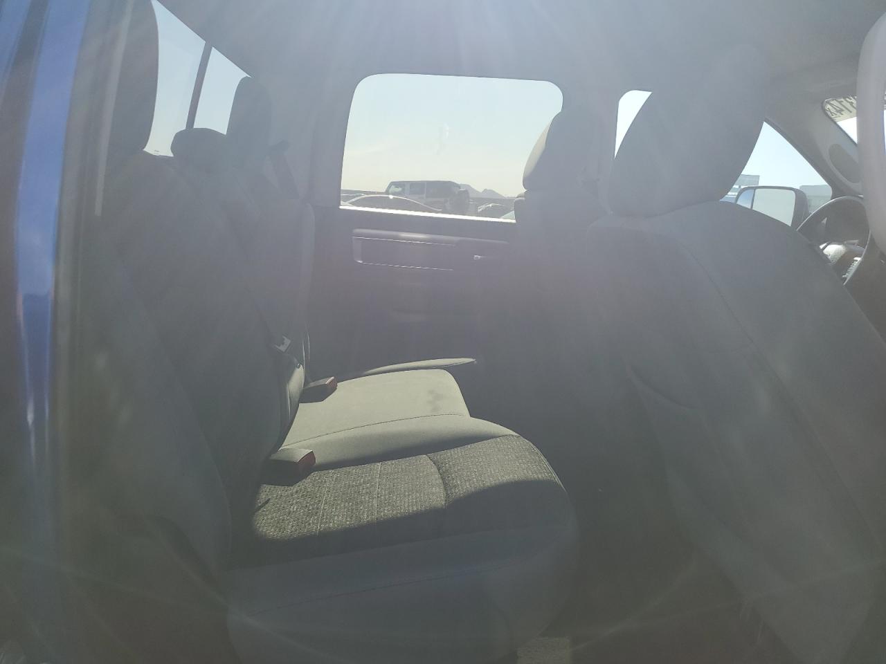 3C6RR7LT9GG164212 2016 Ram 1500 Slt