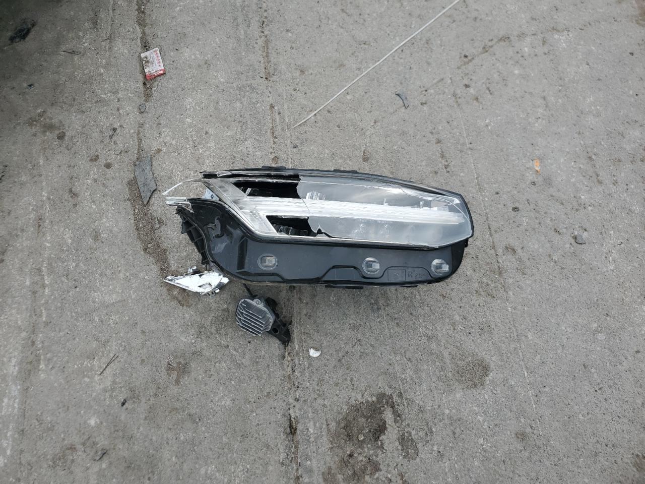 YV4A22PK5L1597790 2020 Volvo Xc90 T6 Momentum