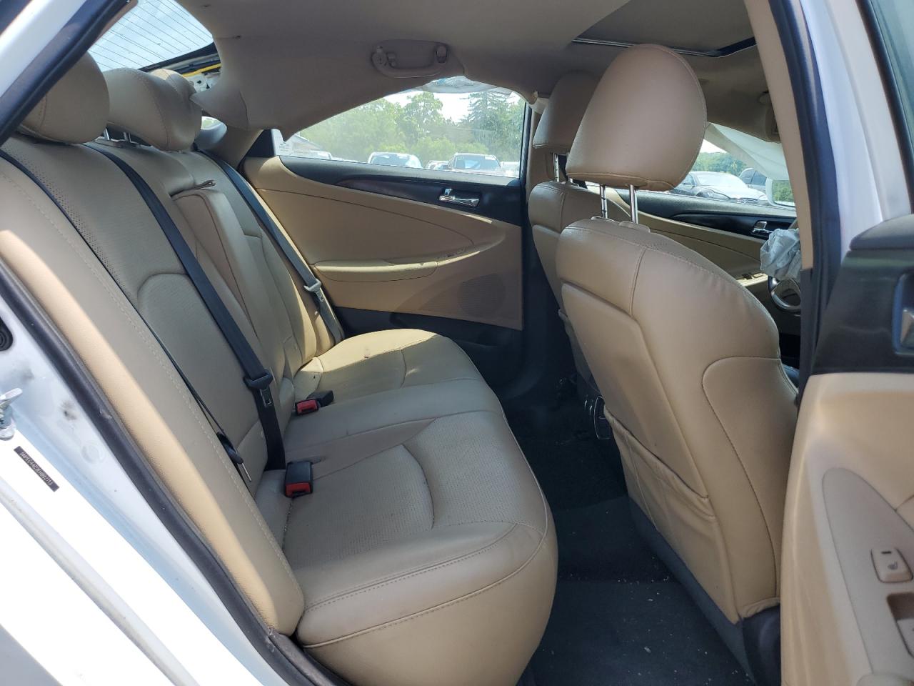 5NPEC4AC2EH892713 2014 Hyundai Sonata Se