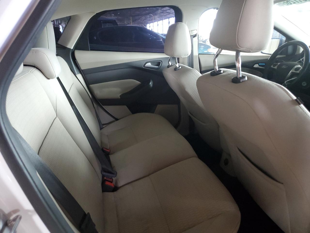 1FAHP3M25CL334190 2012 Ford Focus Sel