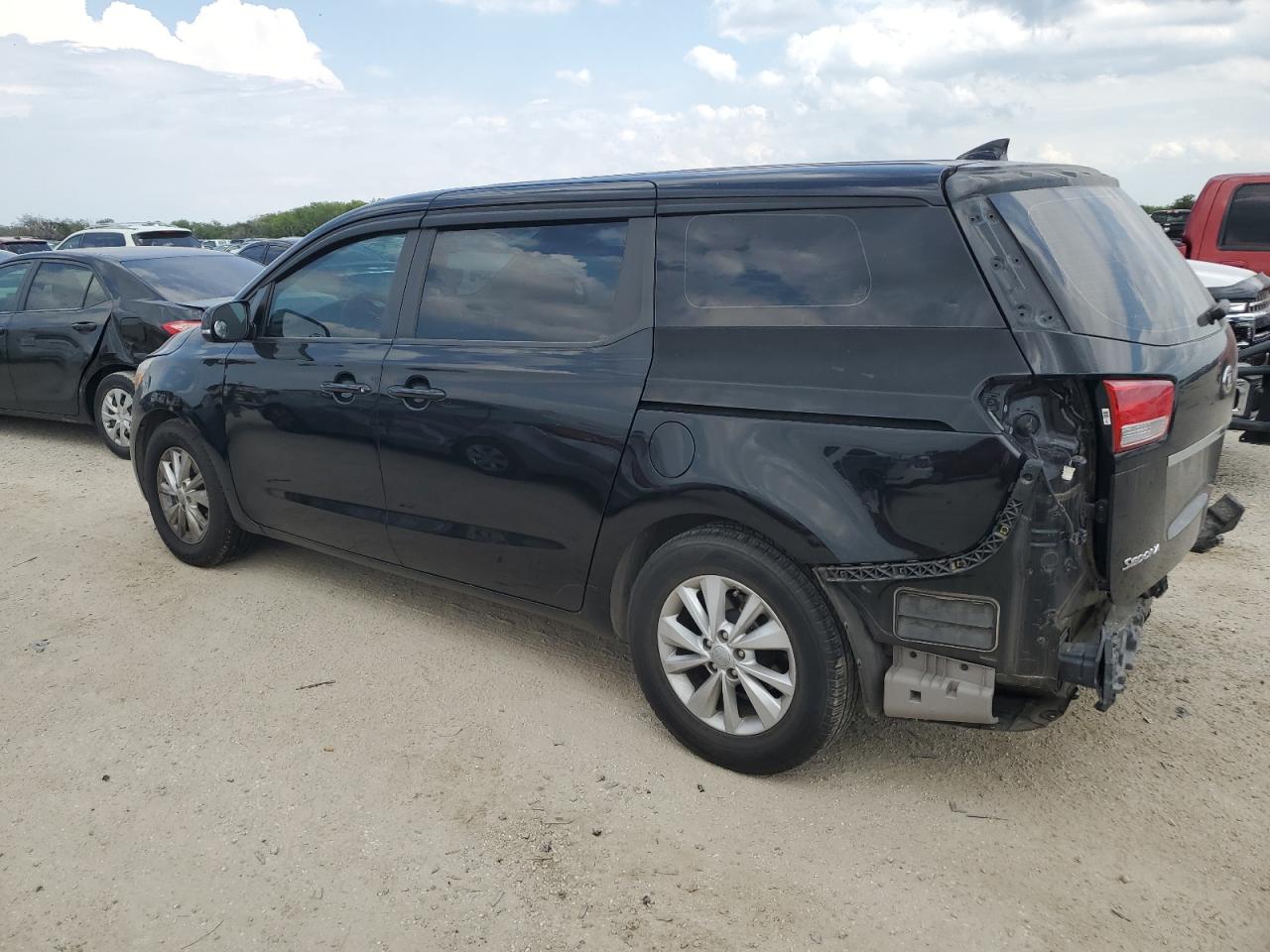 KNDMA5C12G6207819 2016 Kia Sedona L