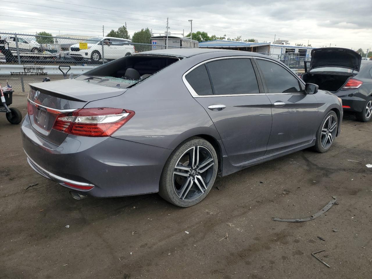 2016 Honda Accord Sport vin: 1HGCR2F65GA221271