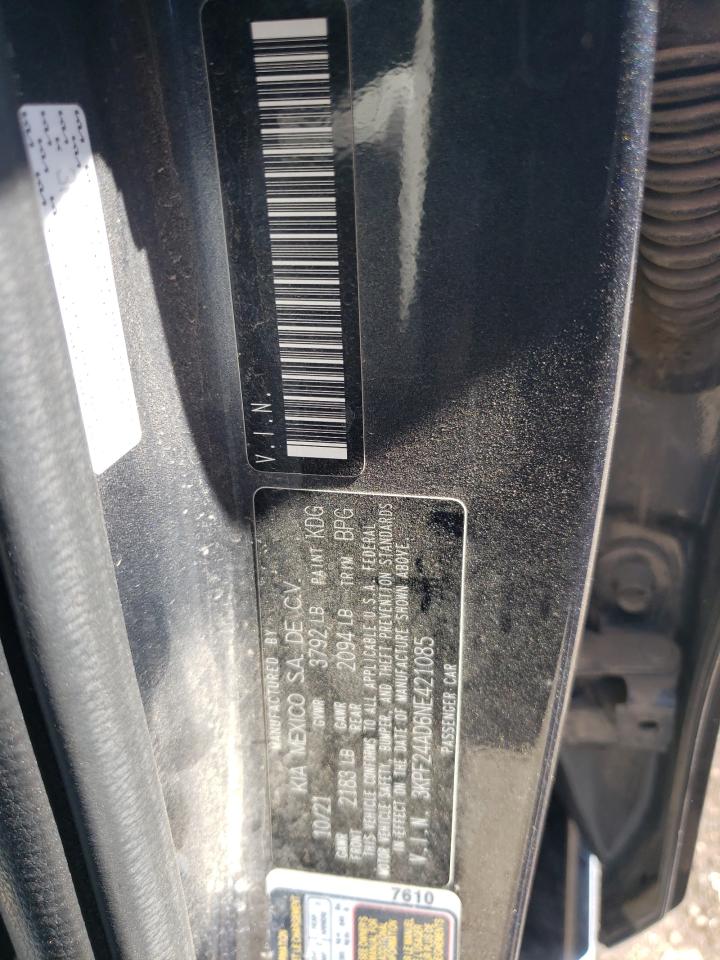 3KPF24AD6NE421085 2022 Kia Forte Fe