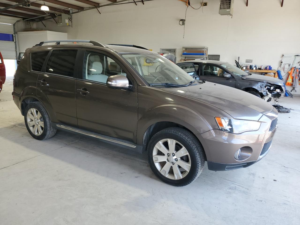 Lot #2926514312 2011 MITSUBISHI OUTLANDER