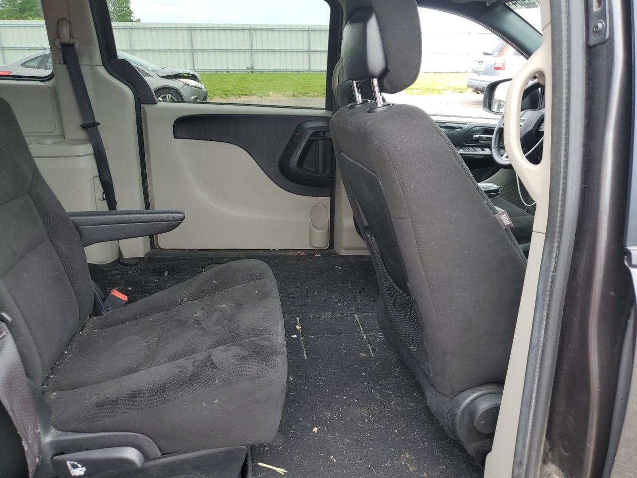 2C4RDGBG5GR126238 2016 Dodge Grand Caravan Se