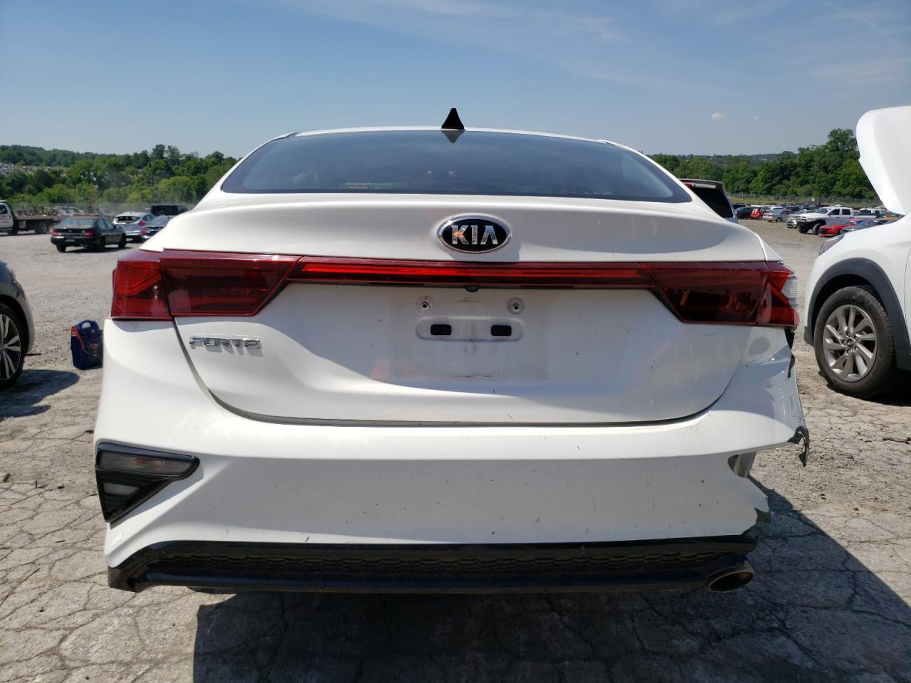 2020 Kia Forte Fe vin: 3KPF24AD4LE212604