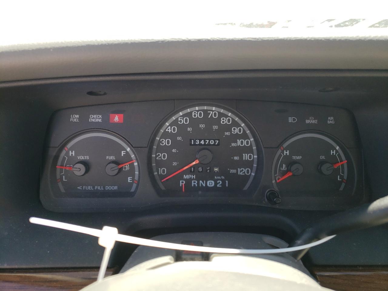 2FAFP73W63X138751 2003 Ford Crown Victoria