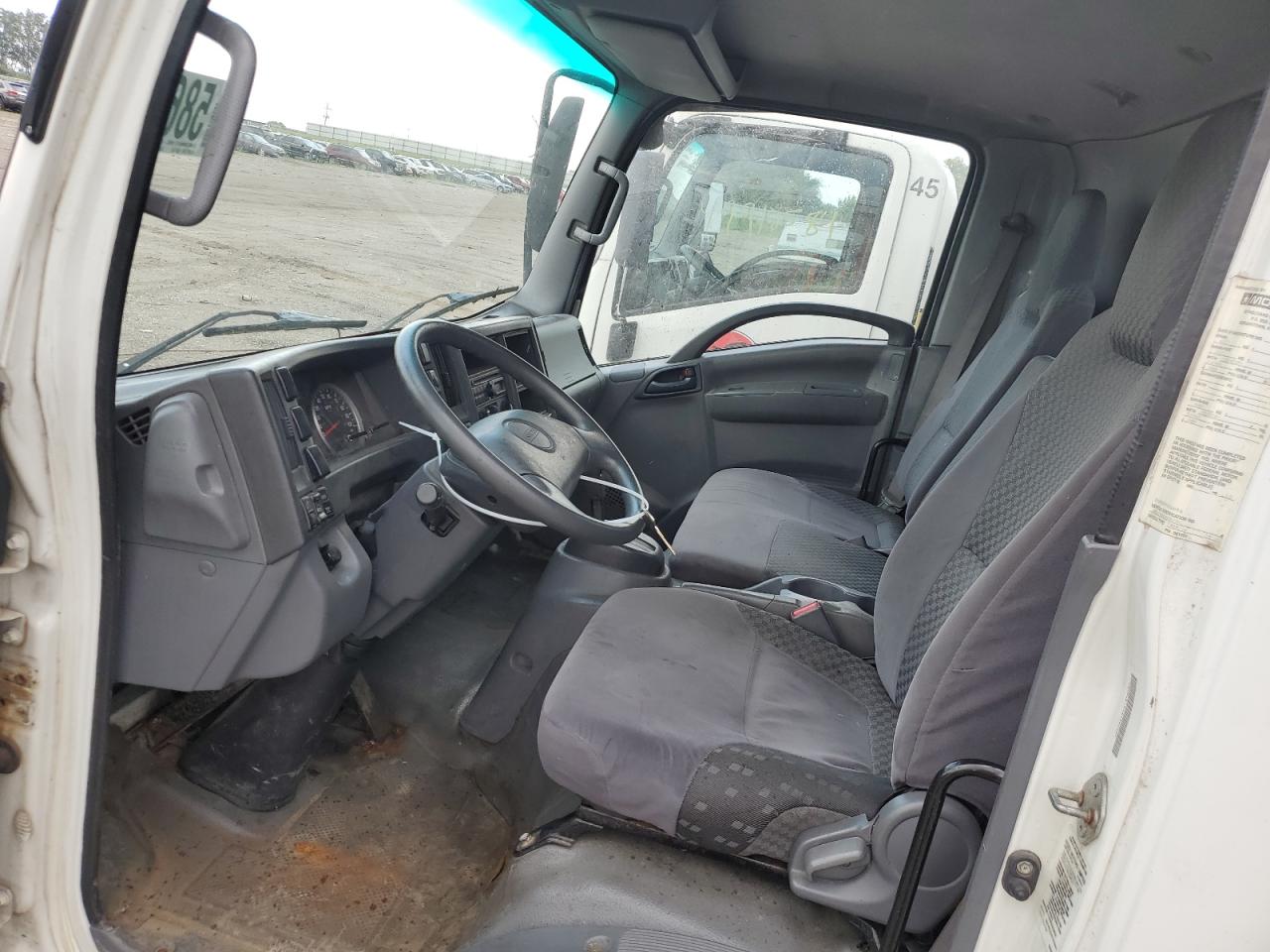 JALC4W162B7003661 2011 Isuzu Npr