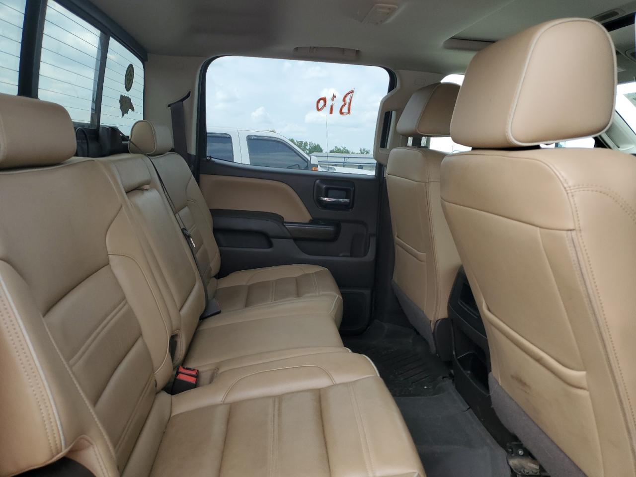 1GT12UEY0JF133831 2018 GMC Sierra K2500 Denali
