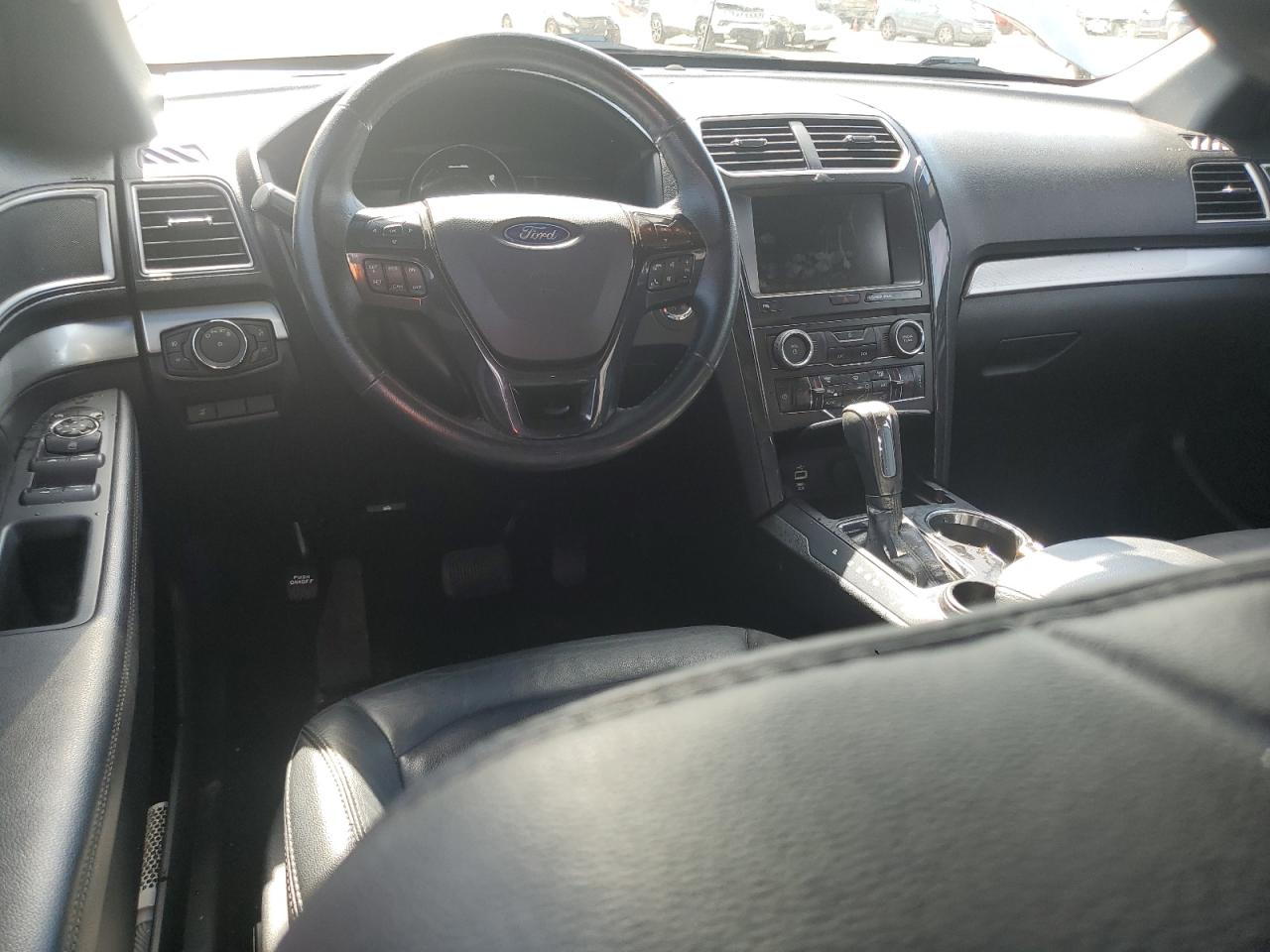 1FM5K7D82GGB59401 2016 Ford Explorer Xlt