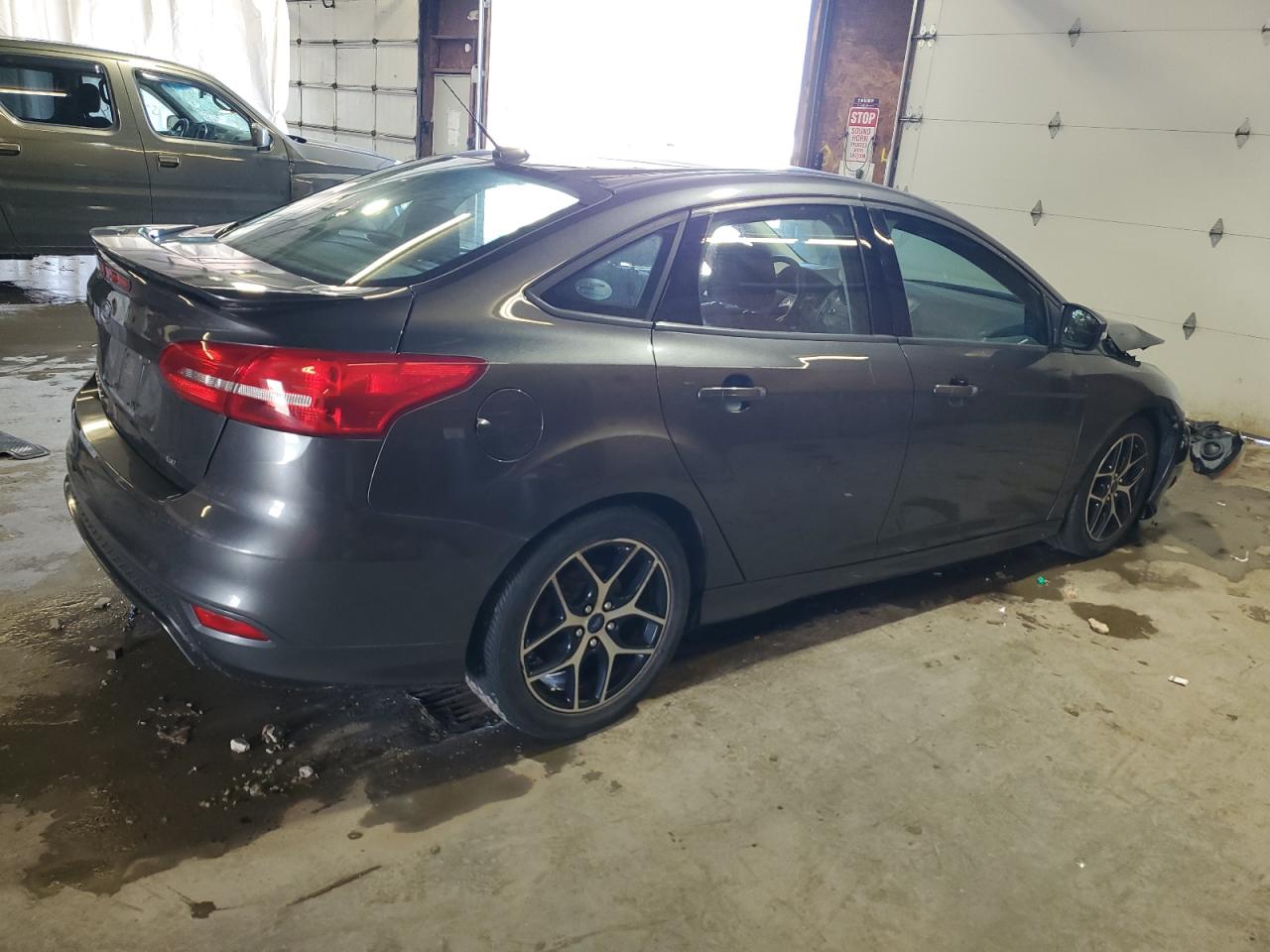 1FADP3F21GL288018 2016 Ford Focus Se