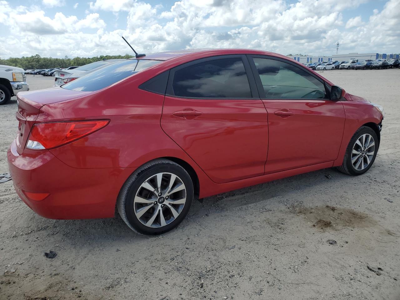 KMHCT4AE3HU277747 2017 Hyundai Accent Se