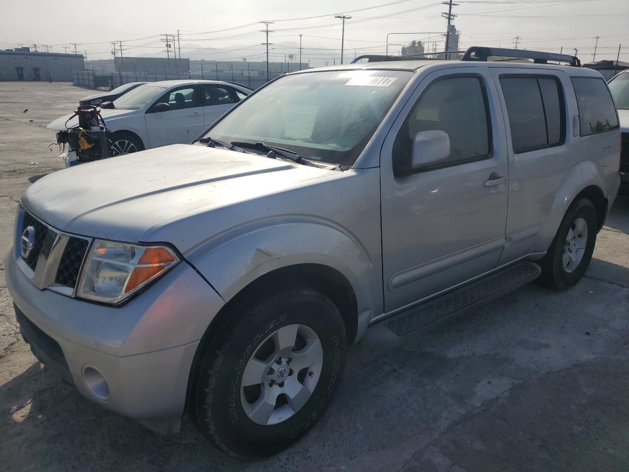 5N1AR18U86C625983 2006 Nissan Pathfinder Le