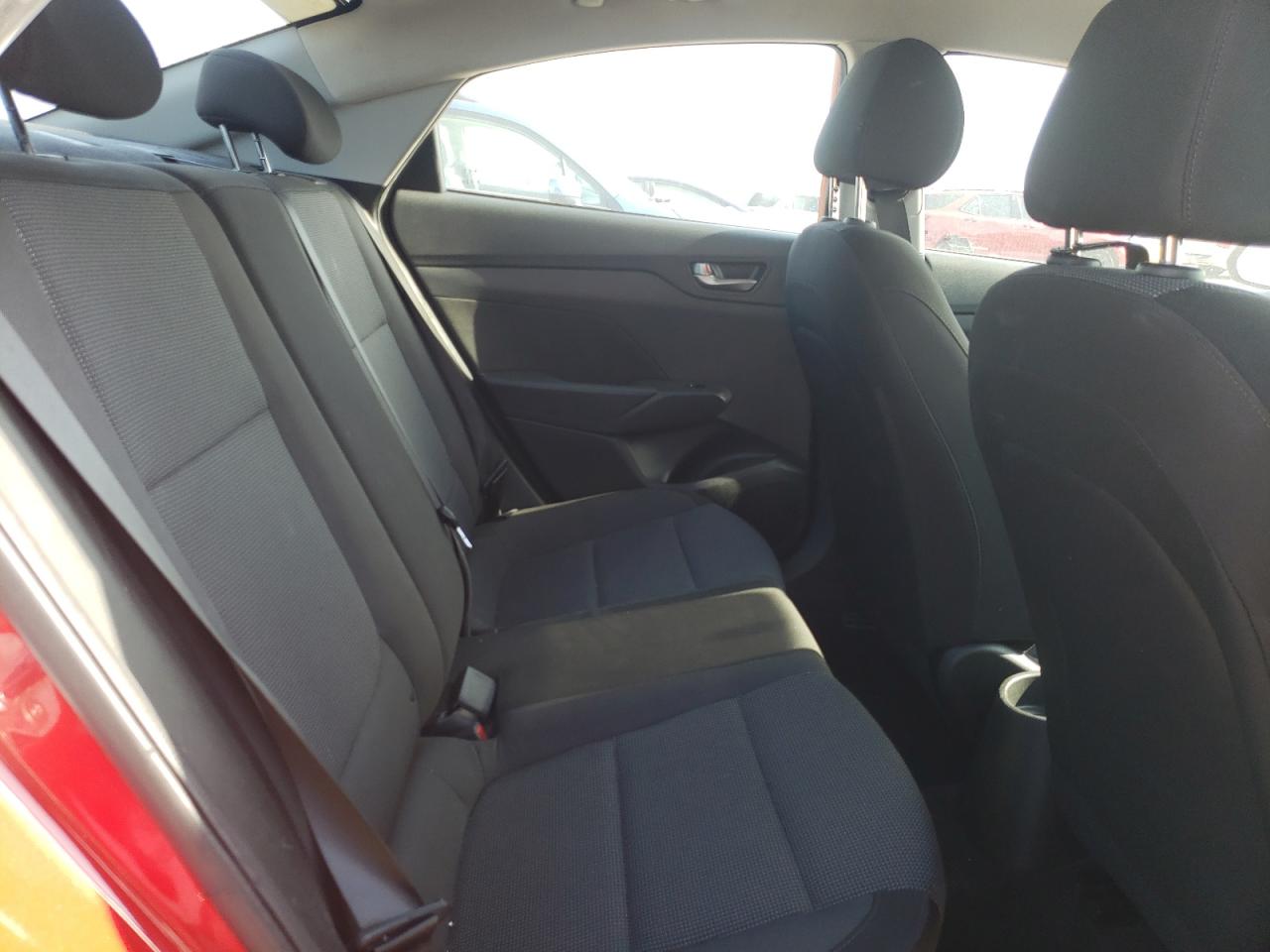 3KPC24A62LE104602 2020 Hyundai Accent Se