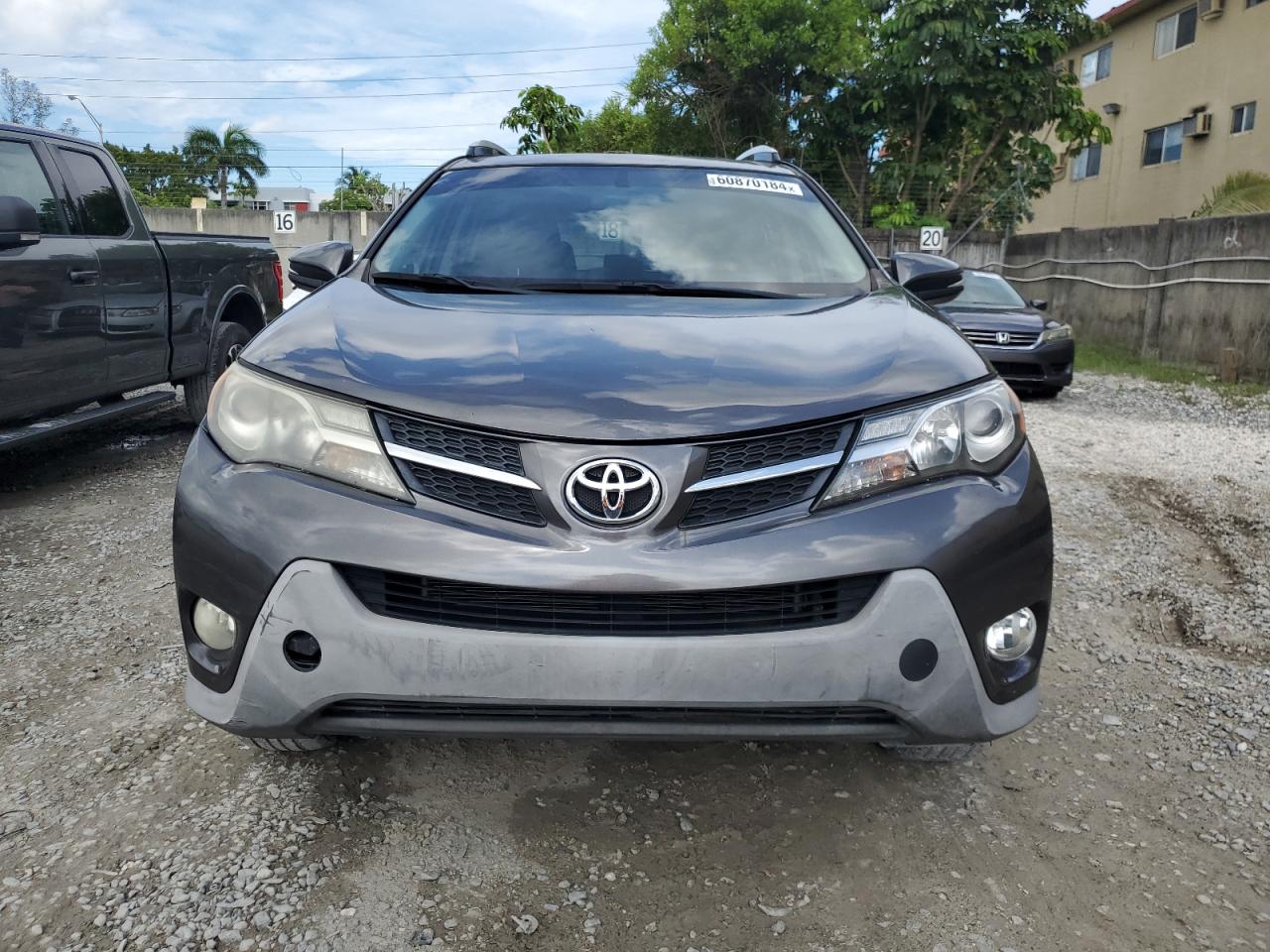 2015 Toyota Rav4 Xle vin: JTMWFREV3FJ027066