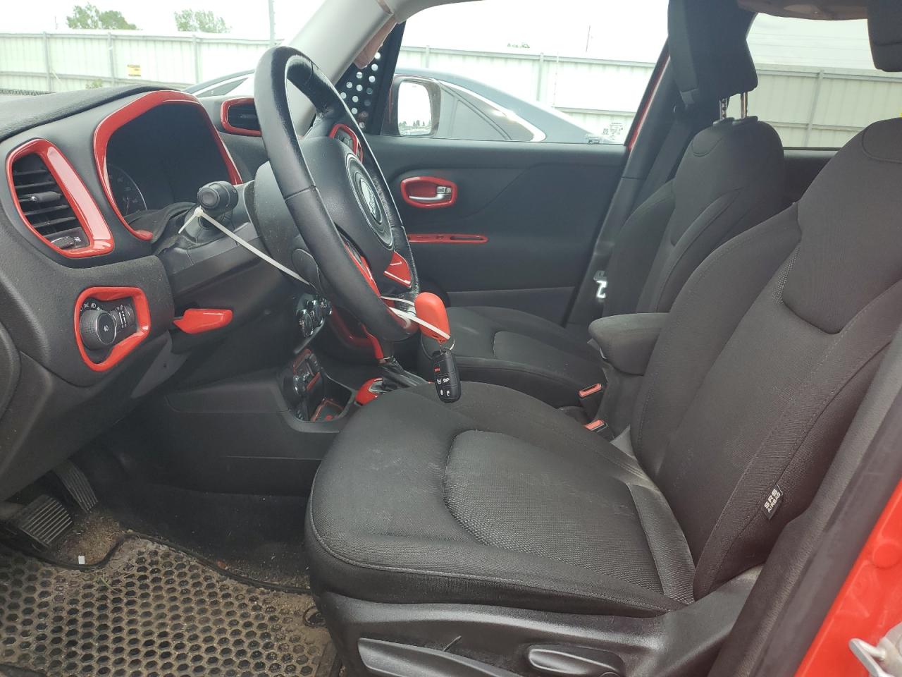 ZACCJBBB7HPG10925 2017 Jeep Renegade Latitude