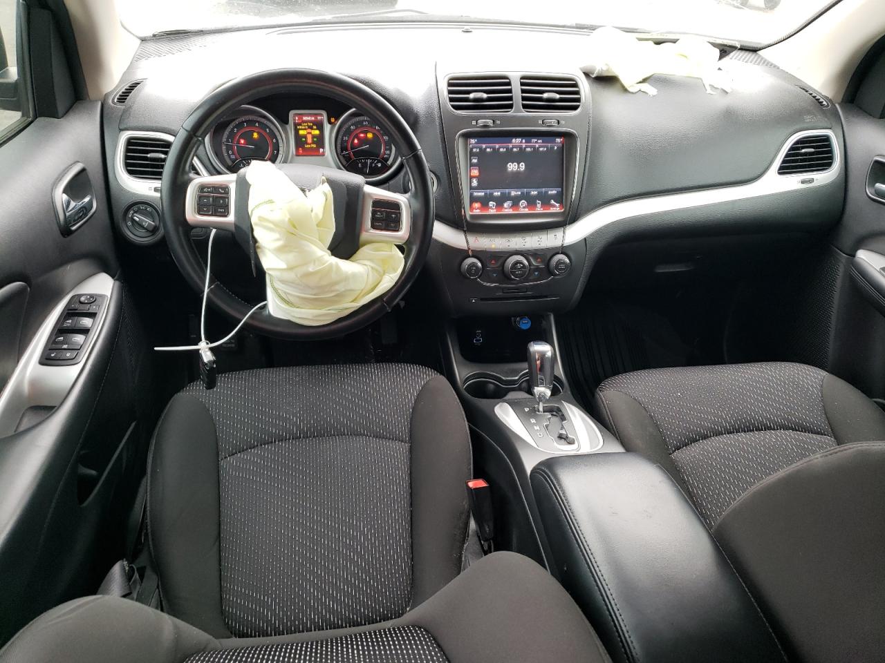 3C4PDCBB7KT863953 2019 Dodge Journey Se