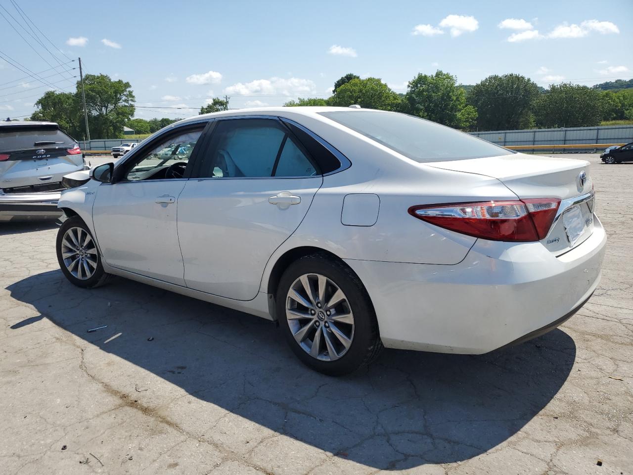 2015 Toyota Camry Hybrid vin: 4T1BD1FK5FU174638