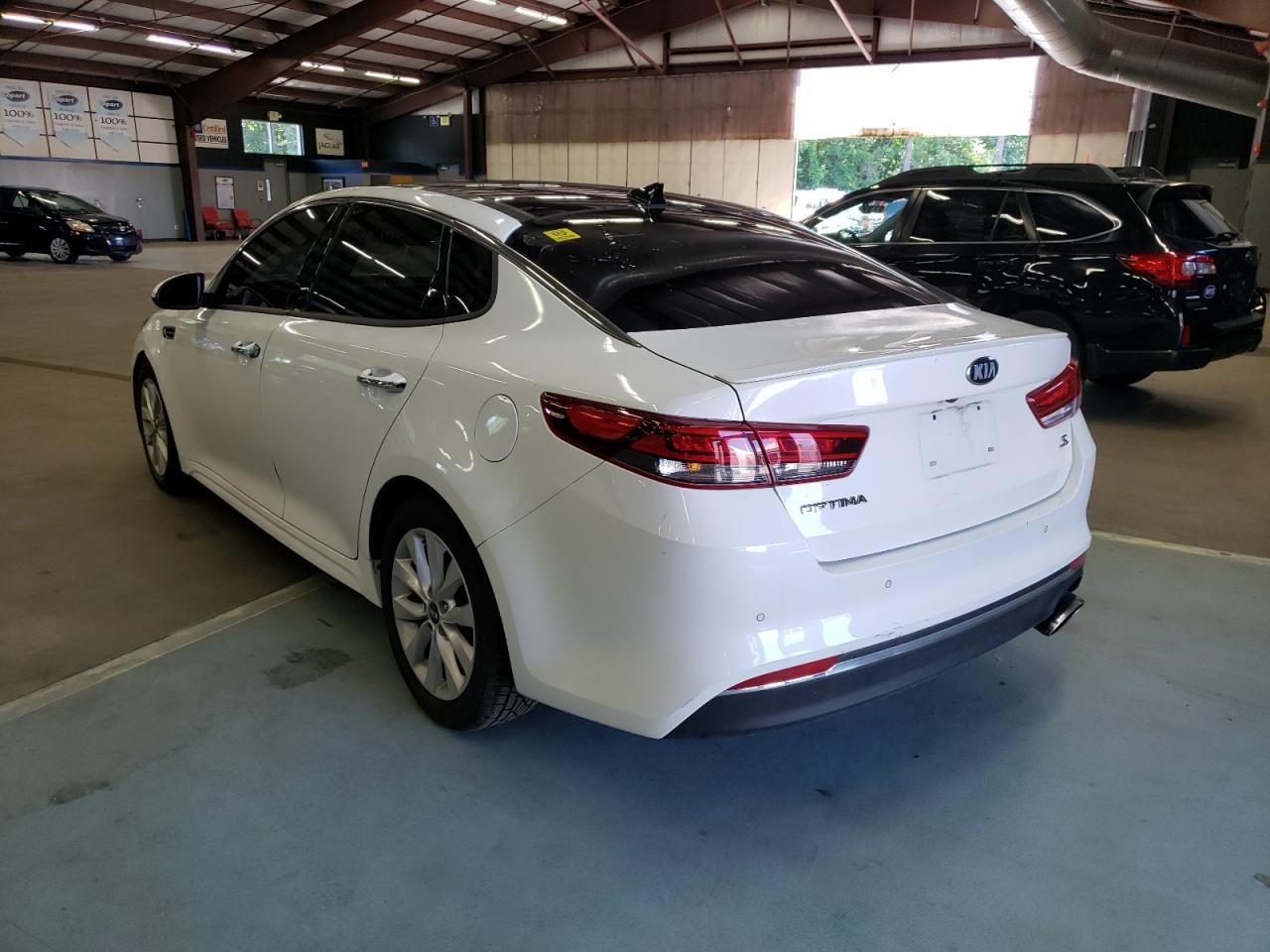 2018 Kia Optima Lx vin: 5XXGT4L39JG246242