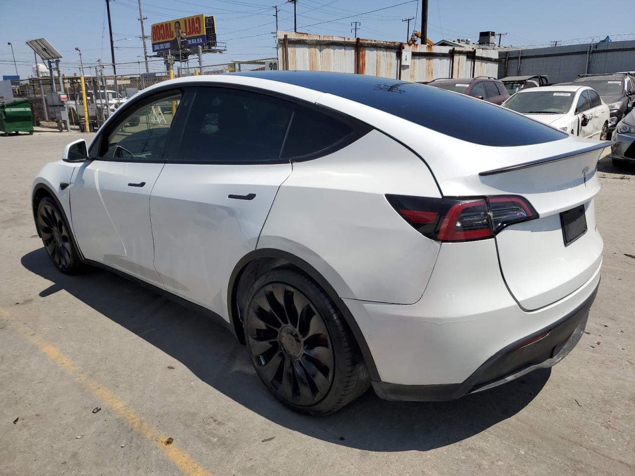 2021 Tesla Model Y vin: 5YJYGDEF6MF295311