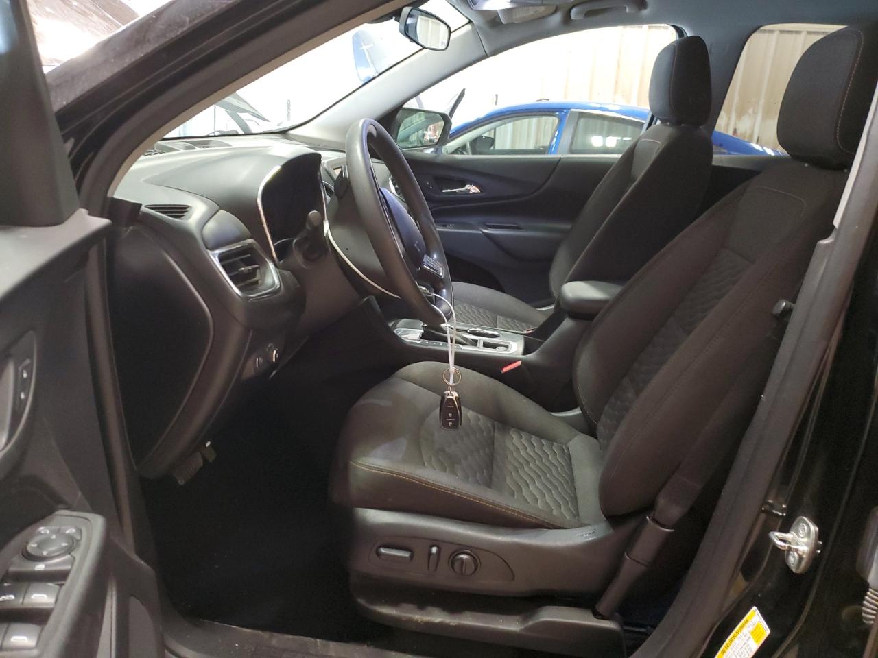 2GNAXKEV4K6134530 2019 Chevrolet Equinox Lt