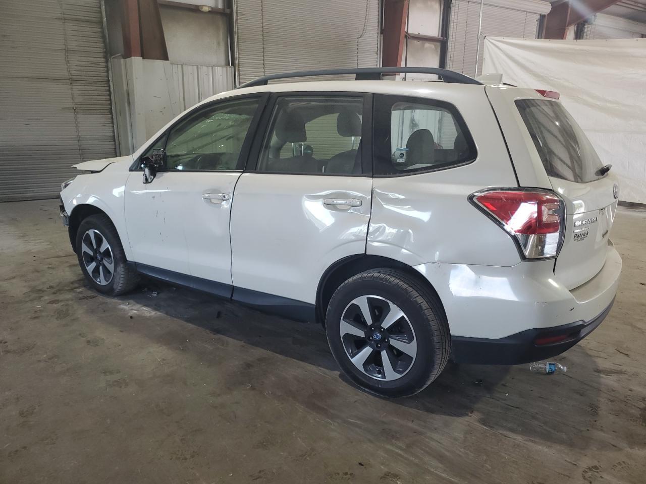 JF2SJABC5HH413081 2017 Subaru Forester 2.5I