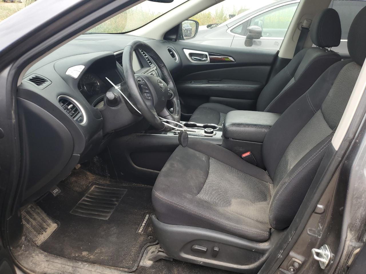 5N1DR2MM8KC599095 2019 Nissan Pathfinder S