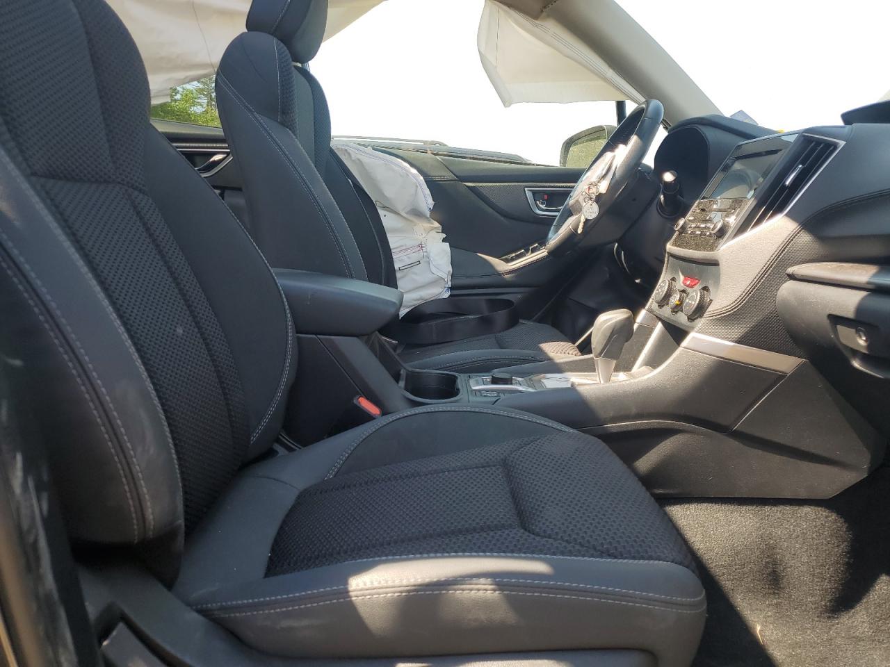 JF2SKAGC7LH415333 2020 Subaru Forester Premium