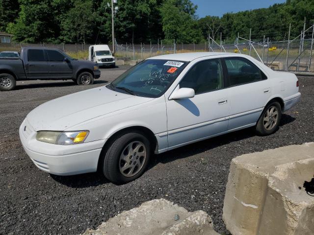 1999 Toyota Camry Le VIN: JT2BF28K9X0185726 Lot: 59068824