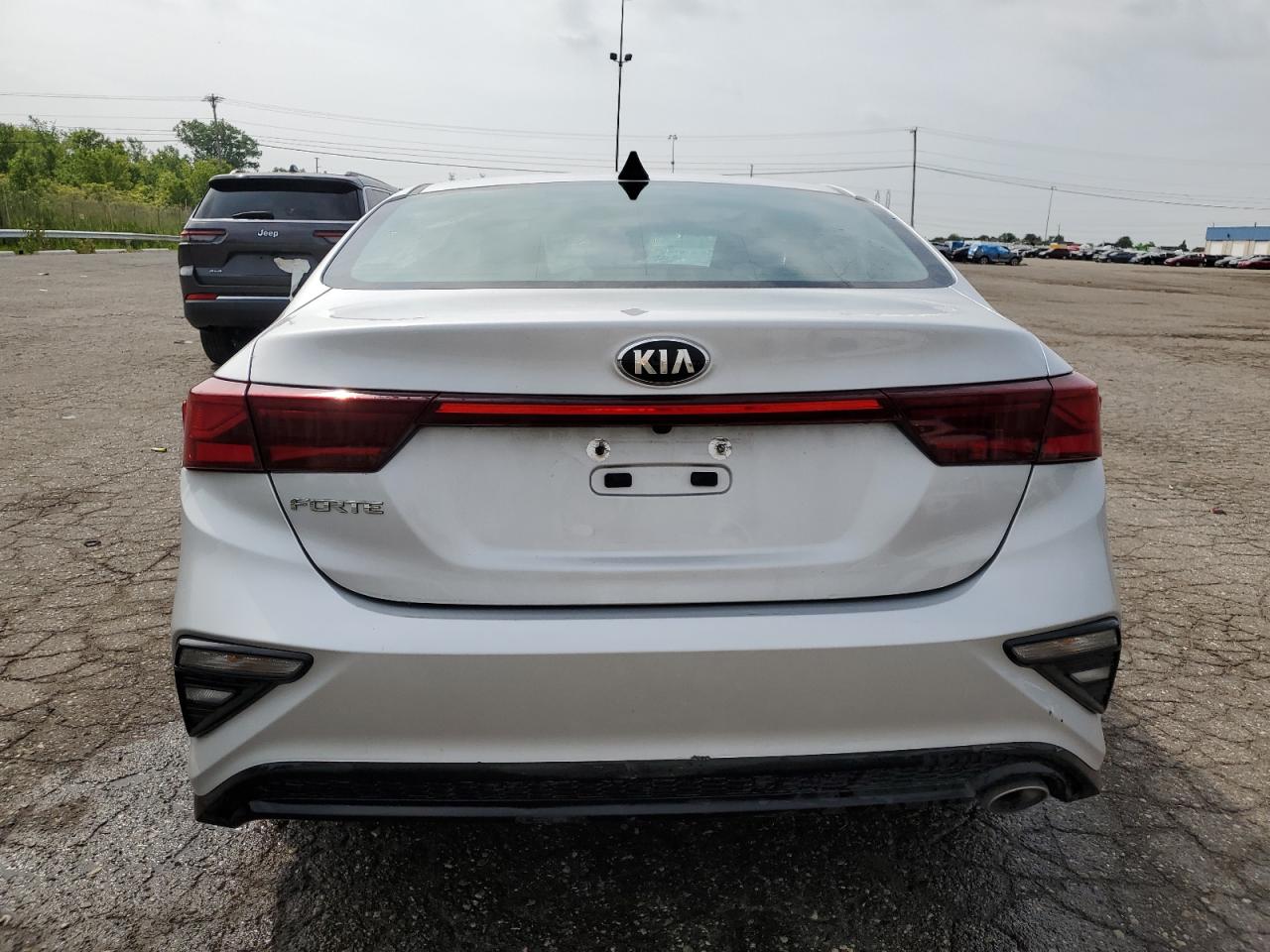 3KPF24ADXME329458 2021 Kia Forte Fe